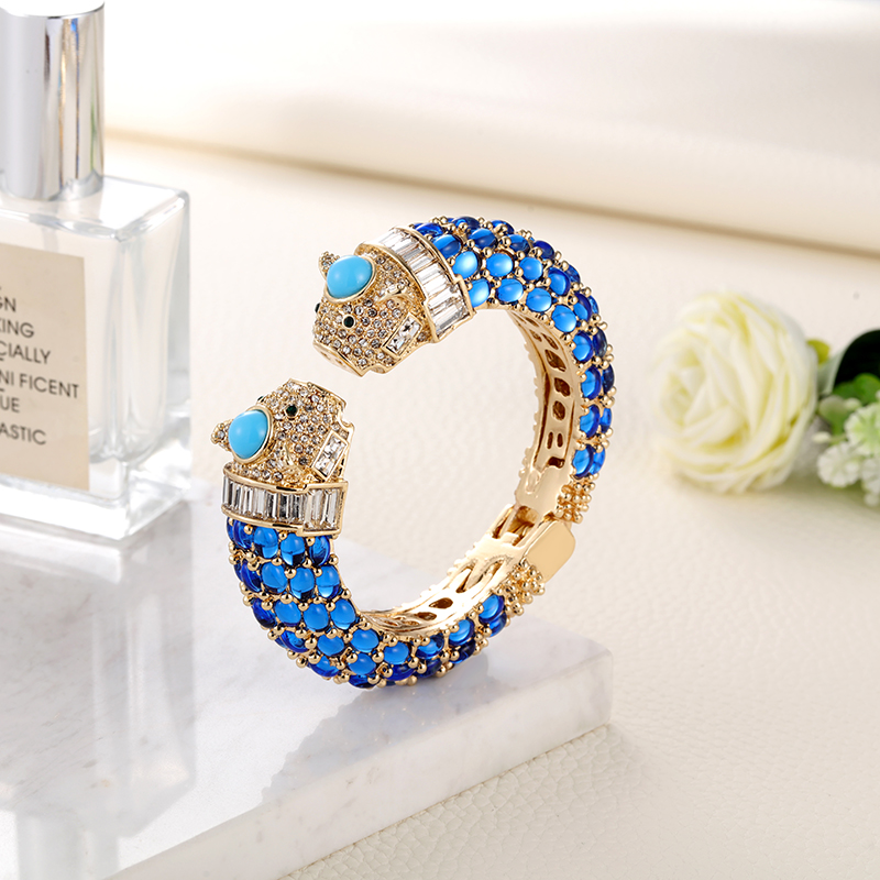 Paradise Jewelry & Watches Llc Photos - Sally's Paradise Bracelets animaux Bracelets plaqués