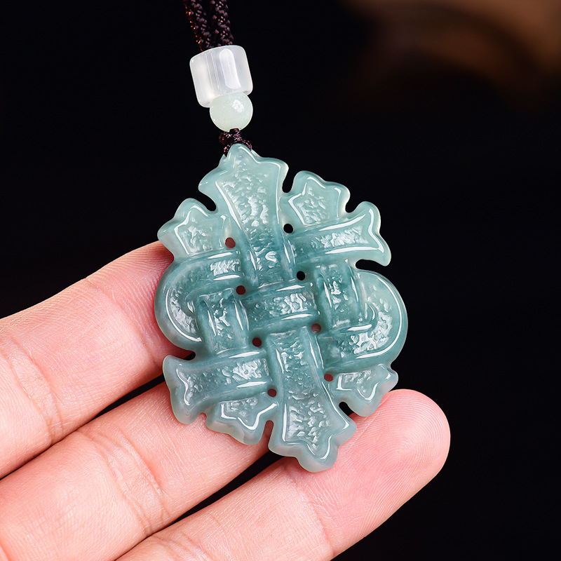 Jewelry & Watches Store - Collier Pendentif en Jade Birman Naturel
