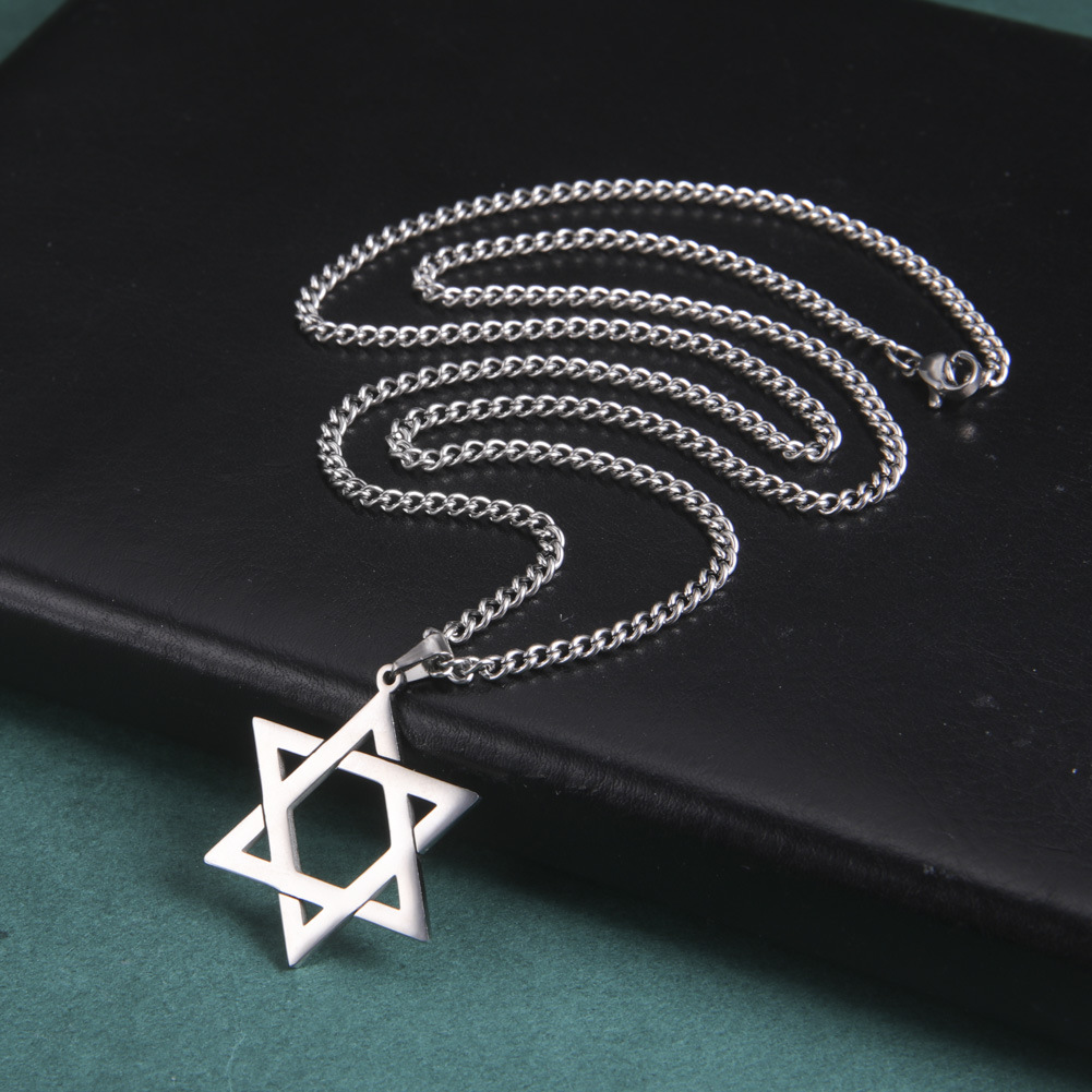 Collier pendentif étoile de Da - Jewelry & Watches Ltd avis et prix